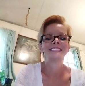 Meet your Posher, Tonya